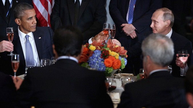 Tổng thống Nga Vladimir Putin và Tổng thống Mỹ Barack Obama ở hội nghị LHQ. Ảnh: Getty Images