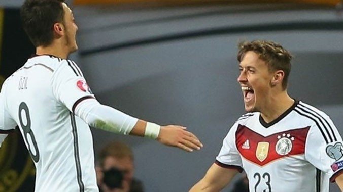 Tuyển Đức ăn mừng tấm vé chính thức dự Euro 2016. Ảnh: GETTY IMAGES