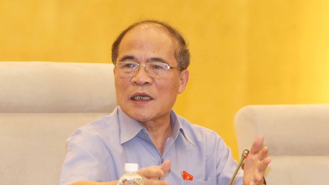 Chủ tịch Quốc hội đề nghị thúc đẩy sản xuất trong nước để hạn chế nhập khẩu. Ảnh: Dũng Nguyễn