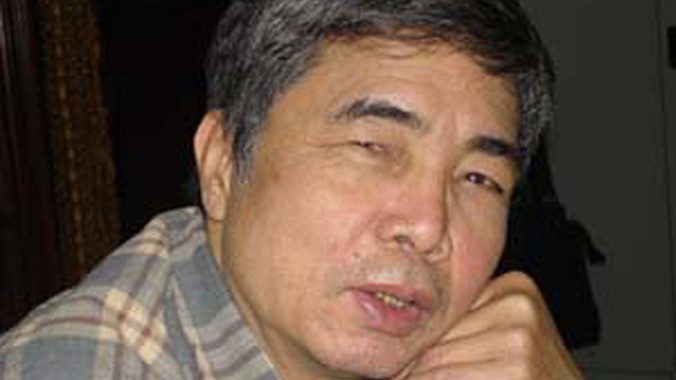 Nhà văn Trung Trung Đỉnh.