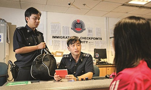 Làm rõ thông tin Singapore vẫn hạn chế số nữ du khách Việt