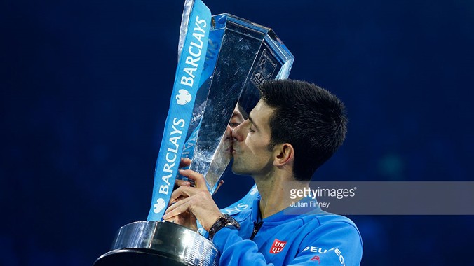 Novak Djokovic ăn mừng danh hiệu ATP World Tour Finals. Ảnh: GETTY IMAGES