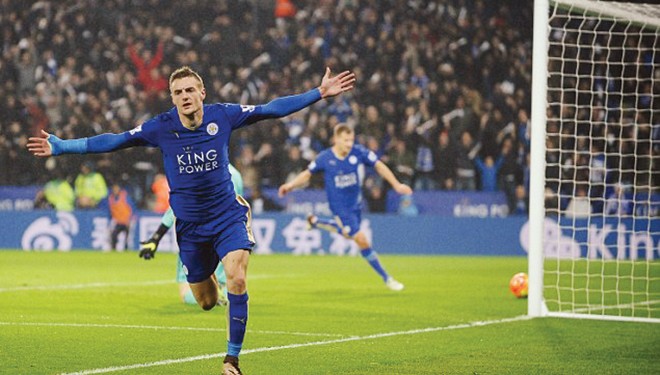 Jamie Vardy đang bay cao cùng hiện tượng Leicester City tại giải Ngoại hạng Anh mùa này. Ảnh: GETTY IMAGES