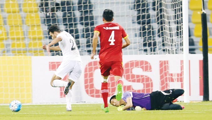 Tiền vệ Faisal phá bẫy việt vị ghi bàn mở tỷ số cho U23 Jordan. Ảnh: VSI