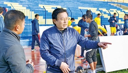 Giám đốc CLB FLC Thanh Hóa Nguyễn Trọng Hoài