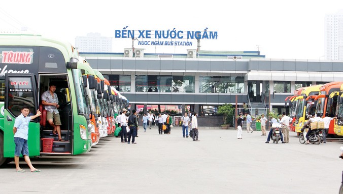 Nước Ngầm là bến xe đầu tiên tại Hà Nội có “4 không”: Không hàng rong, xe ôm, cò xe và người vãng lai trong bến. Ảnh: Như Ý