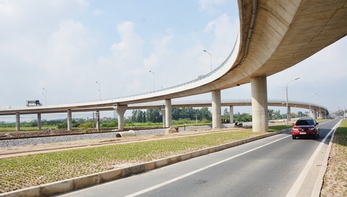 Nút giao giao cầu Thanh Trì - Quốc lộ 5 đã giải tỏa hoàn toàn ùn tắc cửa ngõ phía Ðông Hà Nội.