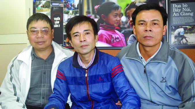 Từ trái sang: Các cựu chiến binh Nguyễn Văn Thống, Lê Hữu Thảo, Lê Văn Đông. Ảnh: Kiến Nghĩa