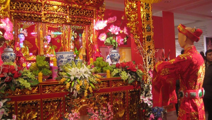 Gian trưng bày “Tín ngưỡng thờ Mẫu” ở Bảo tàng Phụ nữ Việt Nam.