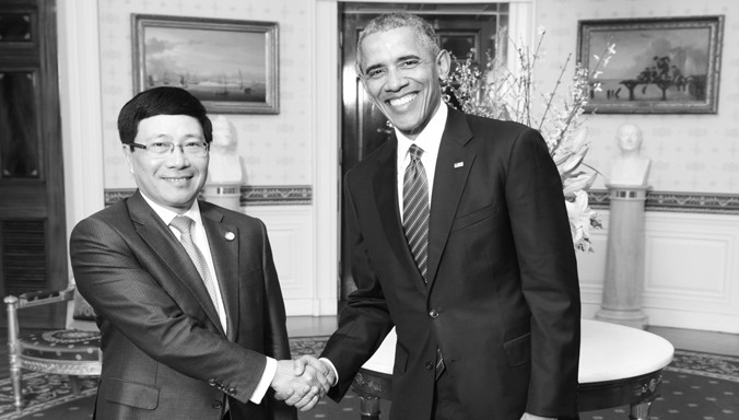 Phó Thủ tướng Phạm Bình Minh và Tổng thống Mỹ Barack Obama.