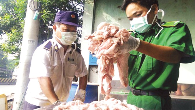 Thịt bẩn từ các tỉnh liên tục xâm nhập vào TPHCM.