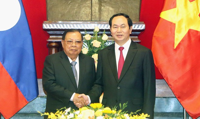 Sáng 26/4, Chủ tịch nước Trần Đại Quang hội kiến với Tổng Bí thư, Chủ tịch nước Bounnhang Volachith. Ảnh: TTXVN