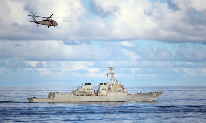 Tàu khu trục Mỹ USS Lassen trên biển Đông. Ảnh: US Navy