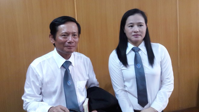 Luật sư Phan Trung Hoài làm “nóng” phiên tòa khi có bài bào chữa chứng minh ông Danh sẽ “khắc phục triệt để hậu quả vụ án”. Ảnh: Tân Châu