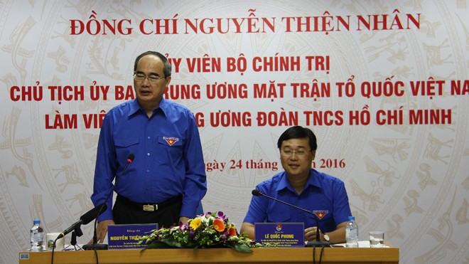 Chủ tịch Ủy ban Trung ương MTTQ Việt Nam Nguyễn Thiện Nhân làm việc với Ban Bí thư T.Ư Đoàn ngày 24/9