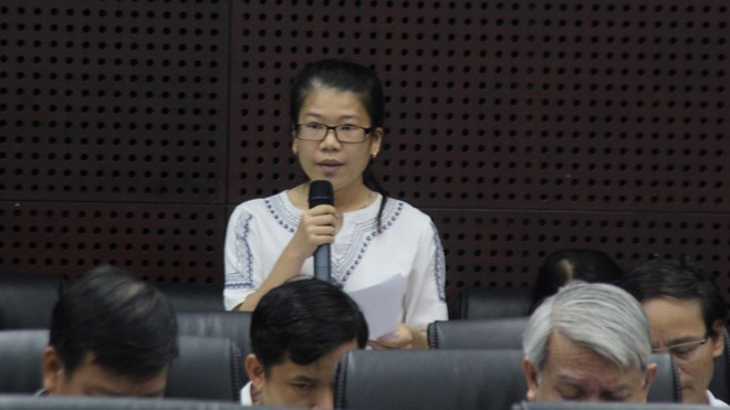 Chị Phan Thị Thu Trang - học viên Đề án 922 phát biểu tại hội thảo. Ảnh: N.T