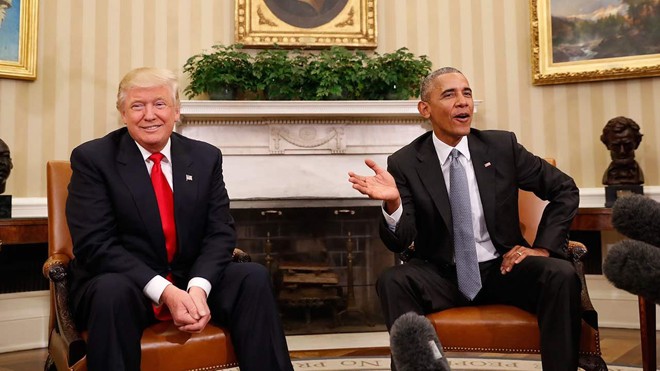 Tổng thống Mỹ Barack Obama và Tổng thống đắc cử Donald Trump hôm qua trò chuyện hơn một giờ tại Nhà Trắng. Tỷ phú Trump nói rằng, ông chưa từng gặp Tổng thống Obama trước đó. Ảnh: AP