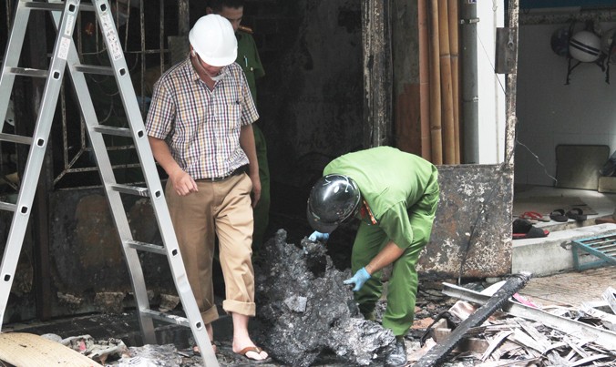 6 người chết cháy ở Sài Gòn: Hiểm họa nhà ở kết hợp kinh doanh