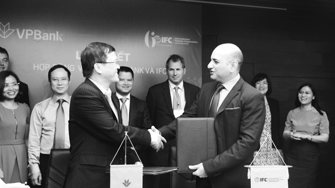 IFC mới đây đã phê duyệt nâng tổng mức hỗ trợ tài chính cho VPBank lên hơn 200 triệu USD.