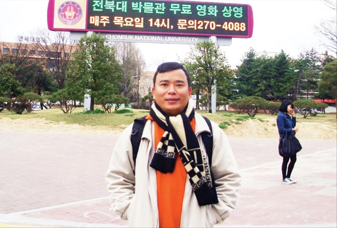 TS Hùng có 3 năm nghiên cứu tại ĐH Chonbuk Hàn Quốc.