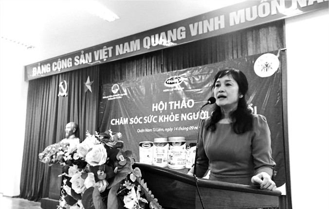 Bà Nguyễn Minh Tâm - Giám đốc Chi nhánh Vinamilk tại Hà Nội phát biểu tại hội thảo.