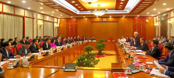 Bộ Chính trị làm việc với thành phố Hà Nội: Tạo quyền chủ động hơn nữa cho chính quyền