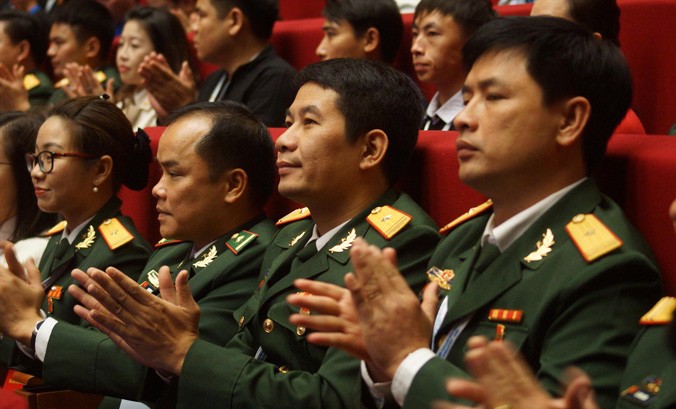 Đoàn đại biểu thanh niên Quân đội đã tham gia đóng góp nhiều ý kiến tâm huyết tại Đại hội Đoàn toàn quốc lần thứ XI. ẢNH: Nguyễn Minh.