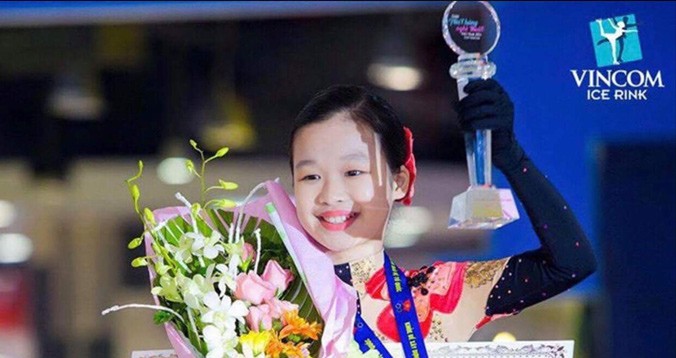 Khánh Linh giành HCV tại giải trượt băng nghệ thuật Việt Nam 2016- cúp Vincom. Ảnh: T.T