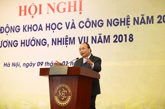 Thủ tướng Nguyễn Xuân Phúc phát biểu tại Hội nghị tổng kết của ngành KHCN ngày 9/1. Ảnh: N.H