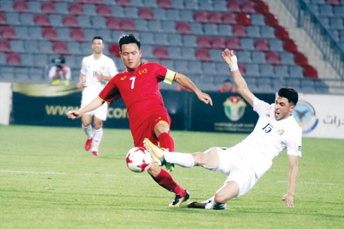 Các cầu thủ Việt Nam đã có trận hòa 1-1 ngay trên sân của ĐT Jordan. Ảnh: Đoàn Nhật.