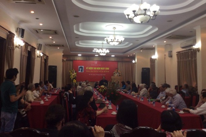 Khung cảnh hội thảo “100 năm ngày sinh nhà thơ Nguyễn Bính”. Ảnh: DPV.