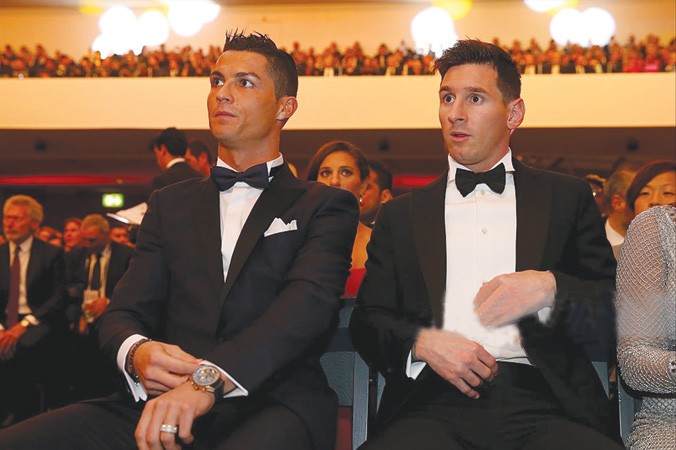 Messi và Ronaldo tiếp tục cạnh tranh danh hiệu Quả bóng Vàng.