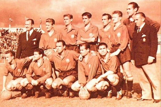 Đội tuyển Tây Ban Nha năm xưa.
