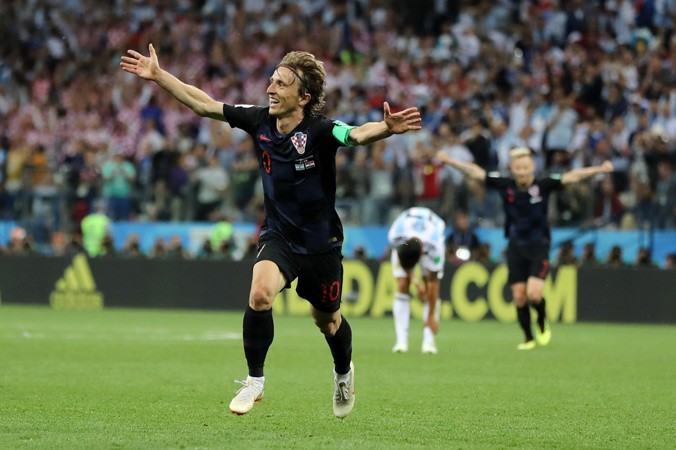 Luka Modric sẽ dẫn dắt Croatia vượt qua Đan Mạch đêm nay?