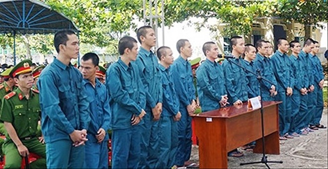 Phạt tù 15 đối tượng gây rối ở Bình Thuận