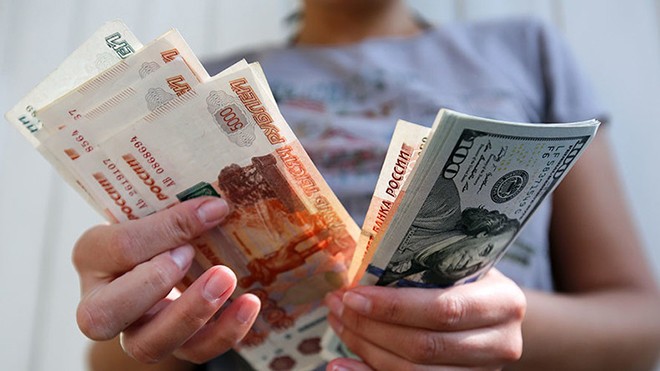 Nga muốn thoát khỏi sự thống trị của đồng USD. Ảnh: RT.