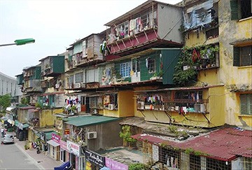 Nhiều chung cư cũ trên địa bàn Hà Nội xuống cấp nghiêm trọng