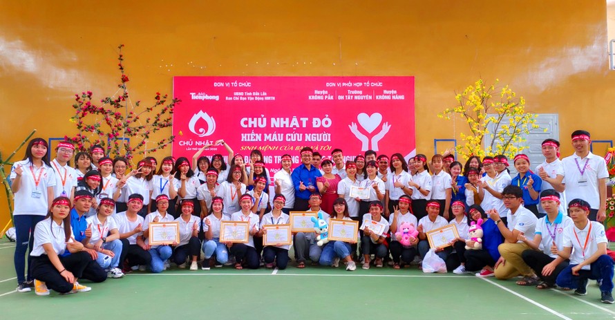 Câu lạc bộ Hiến máu nhân đạo trường ĐHTN là "hạt nhân đỏ" của chương trình
