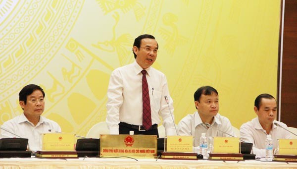 Bộ trưởng - Chủ nhiệm Văn phòng Chính phủ Nguyễn Văn Nên chủ trì họp báo thường kỳ Văn phòng Chính phủ. Ảnh: Công Khanh