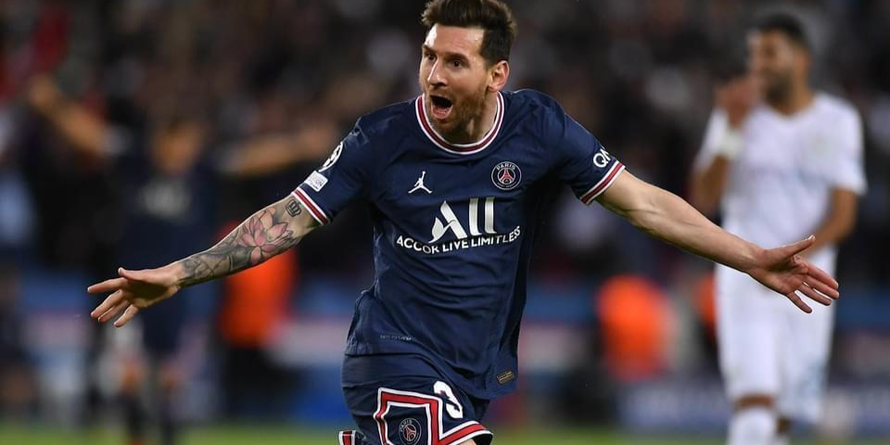 Chọc thủng lưới Man City, Messi lập kỷ lục