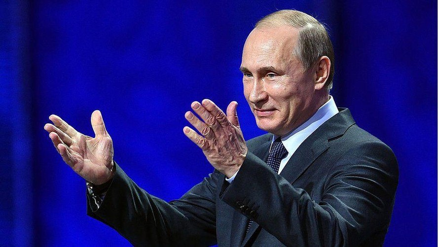 Tổng thống Nga Vladimir Putin tại Diễn đàn kinh tế St.Peterburg 2021. Ảnh: Getty.