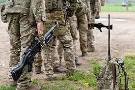 Thời gian tới, số binh sĩ trong Quân đội Anh sẽ tăng thêm nhờ chính sách tuyển quân mới.