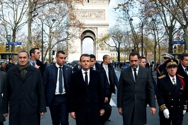Tổng thống Pháp dự kiến sẽ có cuộc đối thoại với người biểu tình vào tuần tới