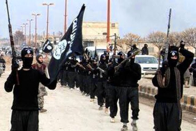 Phiến quân IS lại nhúng tay vào tội ác, khi thảm sát gần 700 con tin tại Syria