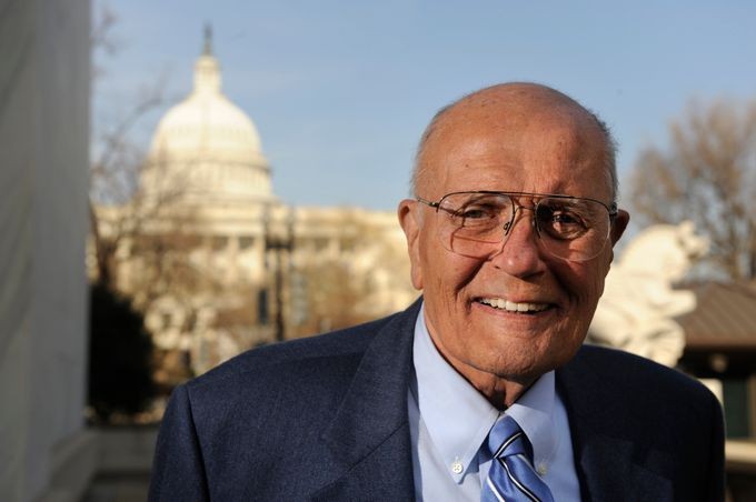 Nghị sĩ cao tuổi nhất nước Mỹ qua đời ở tuổi 92