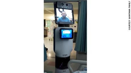 Việc bác sĩ thông báo tình trạng của bệnh nhân bằng video đã gây ra bức xúc đối với người thân của bệnh nhân