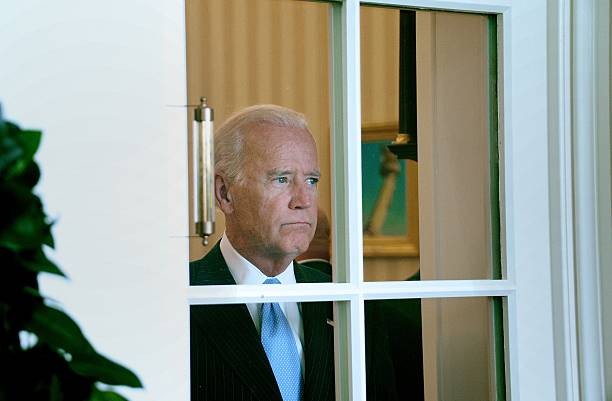 Chính quyền Tổng thống Joe Biden bị kiện sau chưa đầy 50 giờ nhậm chức