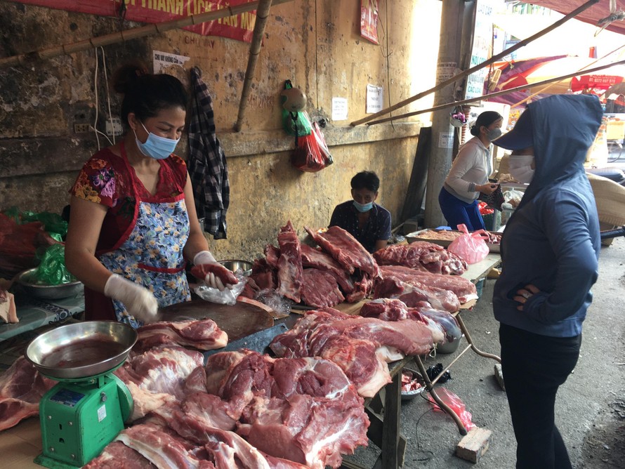 Giá thịt lợn xuống mức thấp nhất trong 1 năm