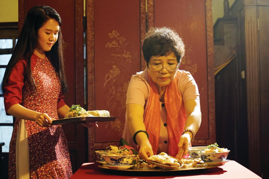 Nghệ nhân Ánh Tuyết - người lưu giữ và quảng bá hương vị truyền thống Hà Nội