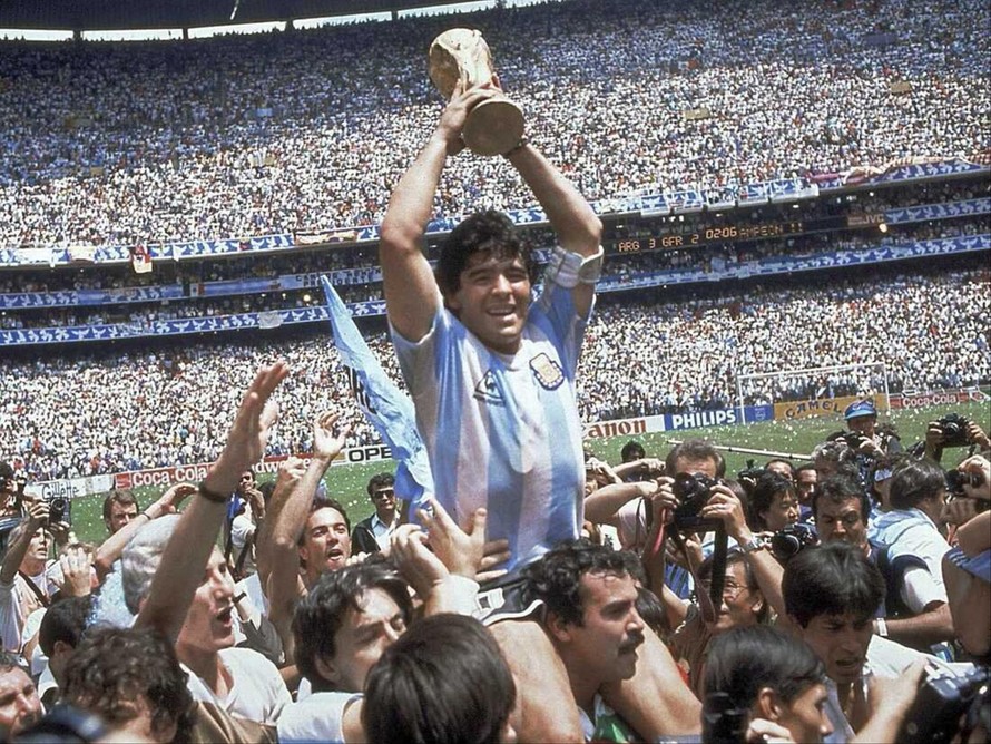 Maradona bước lên đỉnh vinh quang trong màu áo Argentina tại Mexico 86